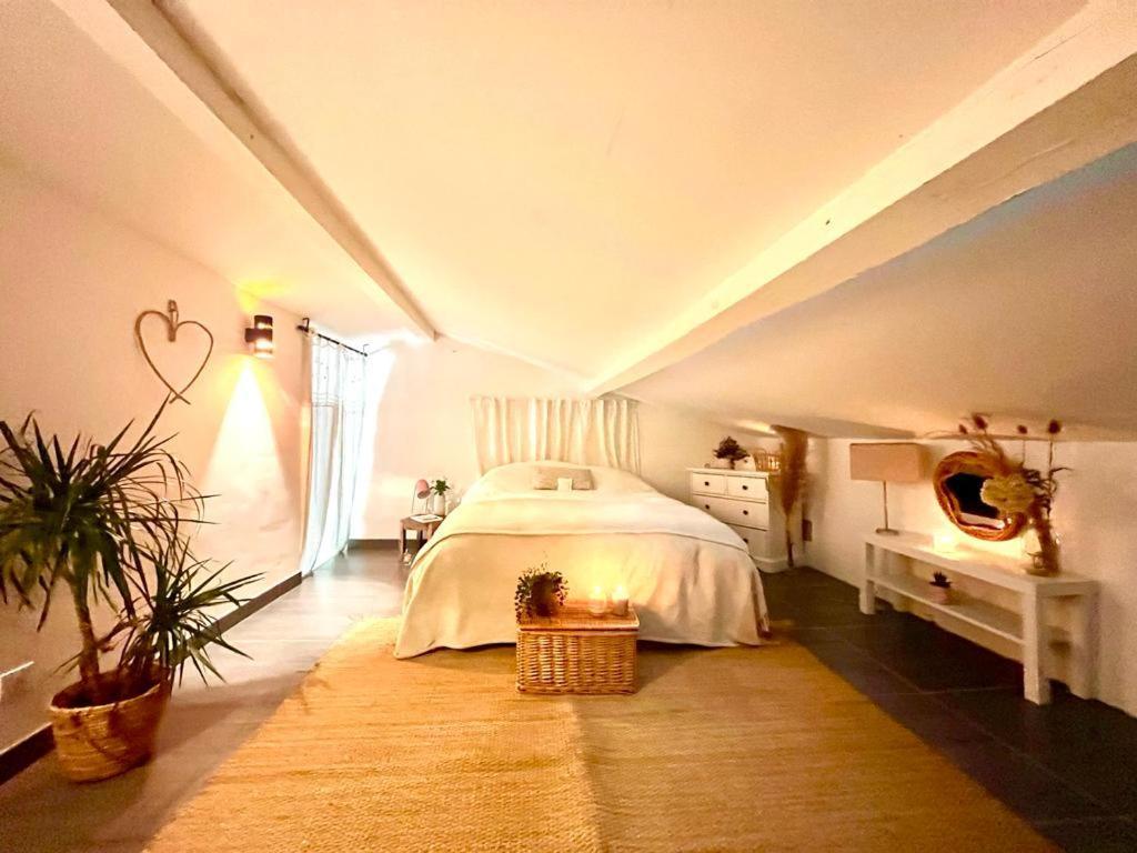 투레트 Loft Atypique Au Milieu Des Champs 아파트 외부 사진